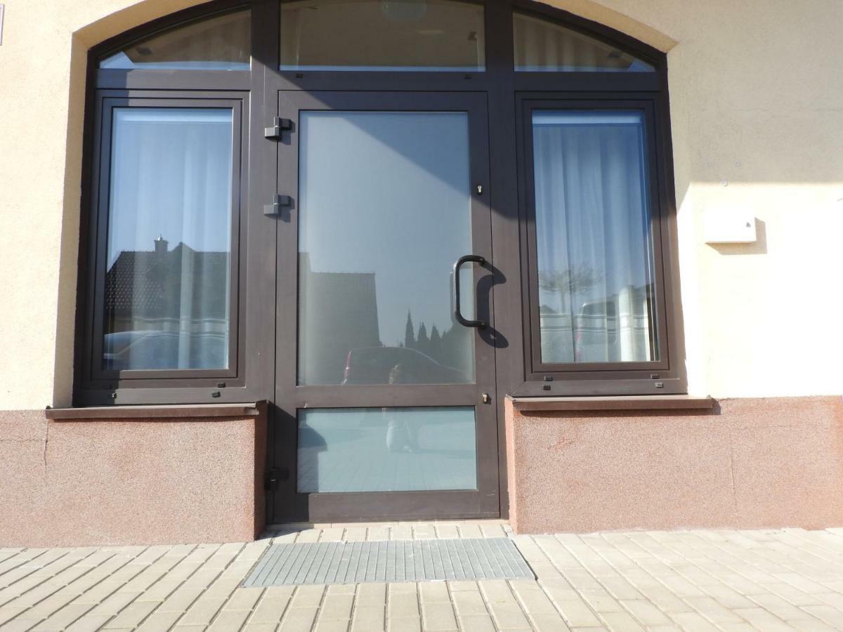 Appartement Apartament Nad Stawami à Sanok Extérieur photo